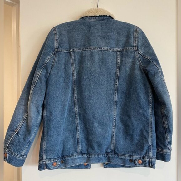 Madewell denim Sherpa lined boyfriend jacket, size XS (oversized). - Picture 6 of 9